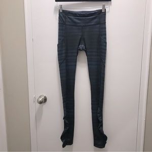 Lululemon navy and black striped leggings size 2